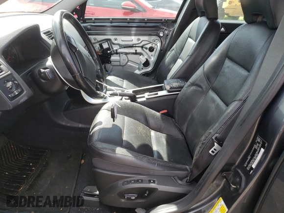 2011 Volvo V50 with VIN YV1672MW6B2605898, listed as a Copart auction lot 52820965 with 286,675 mi miles and Salvage Title. Bid and sale history available at carsss.com. Image 7.
