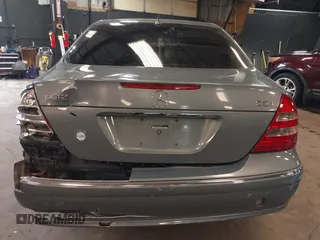 2006 Mercedes-Benz E 320 CDI with VIN WDBUF26J16A933130, listed as a IAAI auction lot 42000301 with 102,525 mi miles and . Bid and sale history available at DreamBid. Image 16.