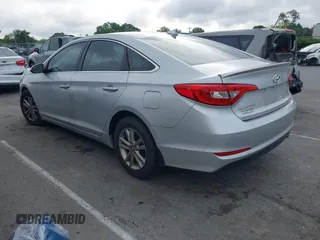 2016 Hyundai Sonata Eco z VIN 5NPE24AA6GH264853, wystawiony jako IAAI lot #42474075 z przebiegiem 169 571 mil mil oraz . Historia ofert i sprzedaży dostępna na DreamBid. Obrazek 3.