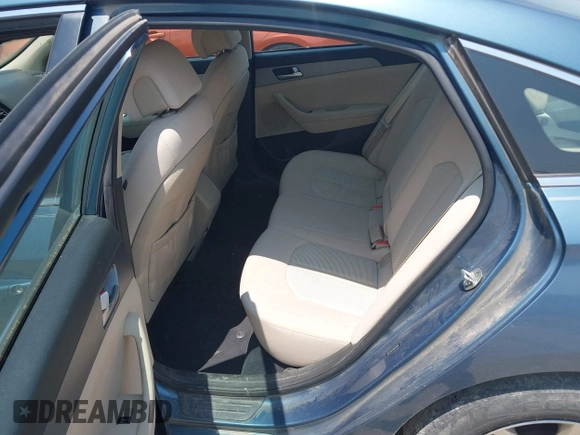 2016 Hyundai Sonata SE z VIN 5NPE24AF2GH426568, wystawiony jako IAAI lot #42415770 z przebiegiem 112 727 mil mil oraz . Historia ofert i sprzedaży dostępna na DreamBid. Obrazek 8.
