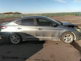 2019 Hyundai Elantra Preferred with VIN KMHD84LF1KU781751, listed as a IAAI auction lot 40728620 with 132,978 mi miles. Bid and sale history available at carsss.com. Image 13.