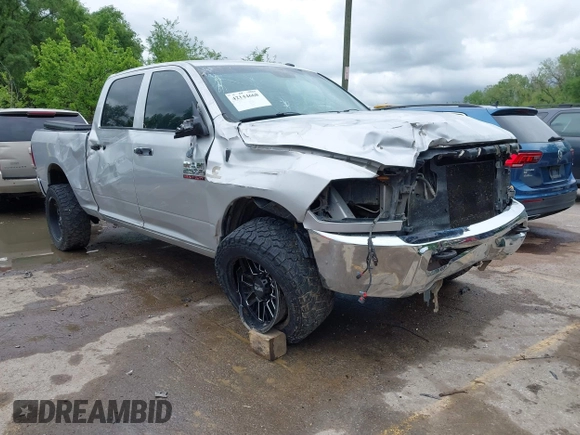 2015 Ram 2500 Tradesman с VIN 3C6UR5CL6FG527773, выставлен на аукционе IAAI как лот 42144668 с пробегом 202 758 миль миль и . История ставок и продаж доступна на DreamBid. Изображение 1.