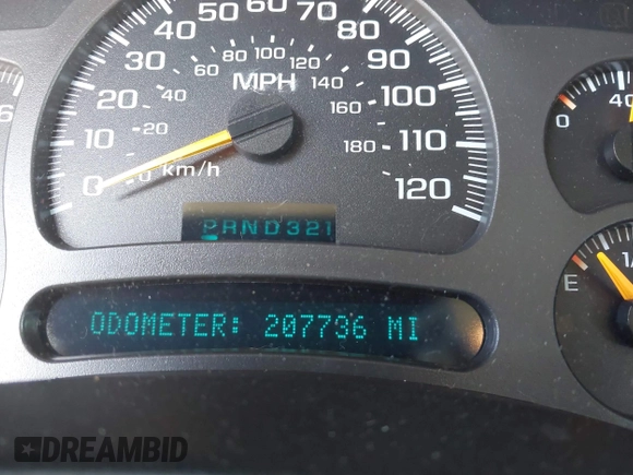 2004 Chevrolet Tahoe LS with VIN 1GNEC13T44R208111, listed as a IAAI auction lot 42189452 with 207,736 mi miles and . Bid and sale history available at DreamBid. Image 15.