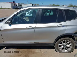 2013 BMW X3 xDrive28i with VIN 5UXWX9C53D0A31087, listed as a IAAI auction lot 41850886 with 142,156 mi miles. Bid and sale history available at carsss.com. Image 14.