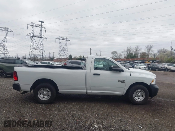 2022 Ram 1500 Tradesman z VIN 3C6JR6DG4NG330058, wystawiony jako IAAI lot #41903518 z przebiegiem 41 210 mil mil oraz . Historia ofert i sprzedaży dostępna na DreamBid. Obrazek 13.