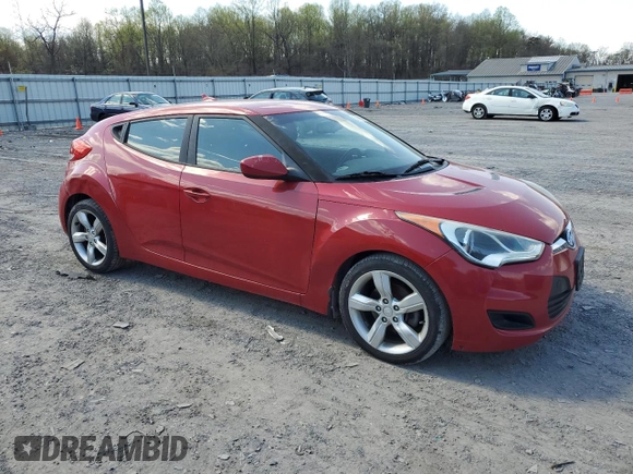 2014 Hyundai Veloster with VIN KMHTC6AD8EU184334, listed as a Copart auction lot 52919155 with 141,817 mi miles and Clean Title. Bid and sale history available at carsss.com. Image 4.