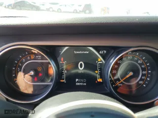 2020 Jeep Wrangler Unlimited Sport Altitude with VIN 1C4HJXDG5LW170856, listed as a Copart auction lot 49050535 with 30,010 mi miles and Salvage Title. Bid and sale history available at carsss.com. Image 9.