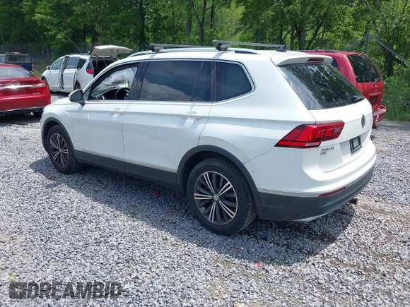 2018 Volkswagen Tiguan SEL с VIN 3VV2B7AX3JM036157, выставлен на аукционе IAAI как лот 42506274 с пробегом 102 947 миль миль и . История ставок и продаж доступна на DreamBid. Изображение 3.