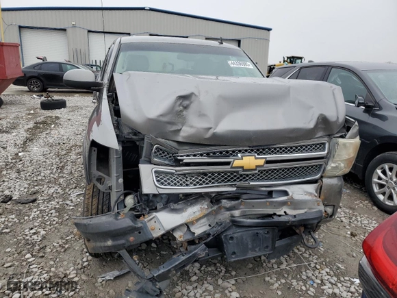 2013 Chevrolet Silverado 1500 LTZ with VIN 3GCPKTE73DG337084, listed as a Copart auction lot 44336985 with 147,507 mi miles and Salvage Title. Bid and sale history available at carsss.com. Image 5.