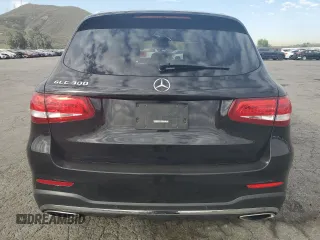 2019 Mercedes-Benz GLC 300 z VIN WDC0G4JB4KV165942, wystawiony jako Copart lot #46959205 z przebiegiem Nie podano mil oraz Szkoda całkowita • Salvage title. Historia ofert i sprzedaży dostępna na DreamBid. Obrazek 6.