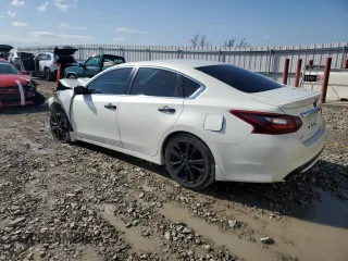 2017 Nissan Altima SR with VIN 1N4AL3AP6HC111449, listed as a Copart auction lot 54421185 with 92,830 mi miles and Non Repairable. Bid and sale history available at DreamBid. Image 2.