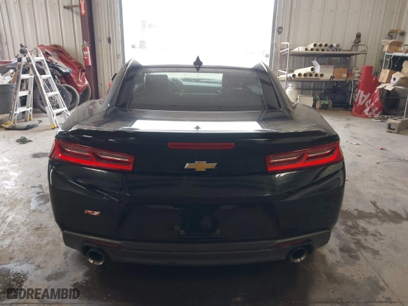 2017 Chevrolet Camaro 2LT with VIN 1G1FD1RS0H0105733, listed as a IAAI auction lot 41776977 with 77,687 mi miles. Bid and sale history available at carsss.com. Image 17.