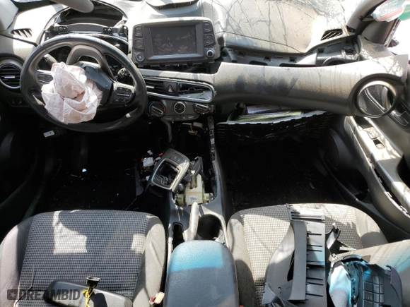 2020 Hyundai Kona SEL with VIN KM8K22AA6LU397471, listed as a Copart auction lot 53810285 with 105,105 mi miles and Salvage Title. Bid and sale history available at carsss.com. Image 8.