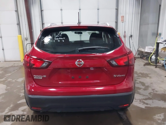 2017 Nissan Rogue SL z VIN JN1BJ1CR3HW135572, wystawiony jako IAAI lot #42200373 z przebiegiem 58 314 mil mil oraz . Historia ofert i sprzedaży dostępna na DreamBid. Obrazek 17.