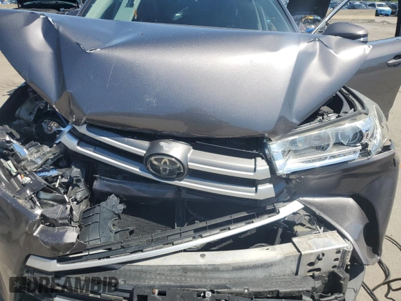 2017 Toyota Highlander XLE with VIN 5TDJZRFH9HS412874, listed as a Copart auction lot 62018815 with 109,212 mi miles and Salvage title. Bid and sale history available at DreamBid. Image 11.