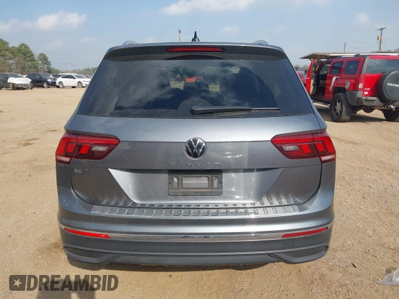 2023 Volkswagen Tiguan SE с VIN 3VV3B7AX1PM082647, выставлен на аукционе IAAI как лот 41795692 с пробегом 15 022 миль миль и . История ставок и продаж доступна на DreamBid. Изображение 16.