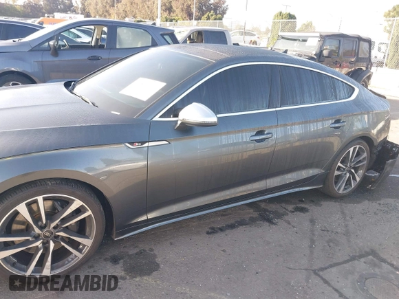 2023 Audi S5 Sportback Premium Plus z VIN WAUC4CF55PA001605, wystawiony jako IAAI lot #41597900 z przebiegiem 24 446 mil mil oraz . Historia ofert i sprzedaży dostępna na DreamBid. Obrazek 15.
