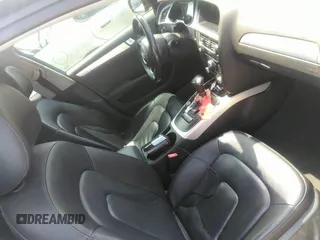 2016 Audi A4 Premium z VIN WAUAFAFL1GN009441, wystawiony jako IAAI lot #42156218 z przebiegiem 111 078 mil mil oraz . Historia ofert i sprzedaży dostępna na DreamBid. Obrazek 5.