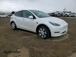 2024 Tesla Model Y Long Range z VIN 7SAYGDEE5RF075756, wystawiony jako Copart lot #48819465 z przebiegiem 10 457 mil mil oraz Szkoda całkowita • Salvage title. Historia ofert i sprzedaży dostępna na DreamBid. Obrazek 11.