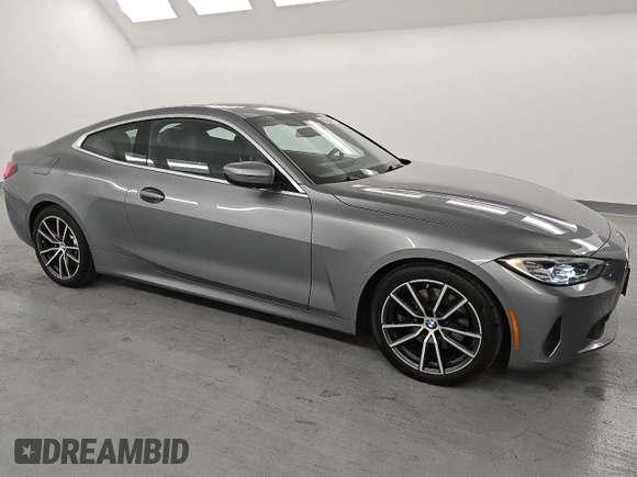 2024 BMW 4 Series 430i z VIN WBA53AP07RCN92336, wystawiony jako Copart lot #83991154 z przebiegiem 28 581 mil mil oraz Czysty tytuł • Clean title. Historia ofert i sprzedaży dostępna na DreamBid. Obrazek 4.