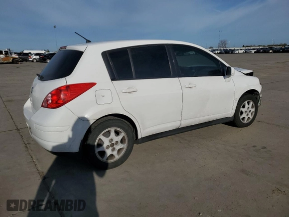 2007 Nissan Versa 1.8 S with VIN 3N1BC13E77L394464, listed as a Copart auction lot 49515385 with 415,885 mi miles and Salvage Title. Bid and sale history available at carsss.com. Image 3.
