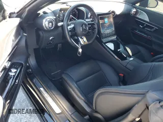2022 Mercedes-Benz SL 63 AMG z VIN W1KVK8BB8NF008984, wystawiony jako Copart lot #45686325 z przebiegiem 5 396 mil mil oraz Czysty tytuł • Clean title. Historia ofert i sprzedaży dostępna na DreamBid. Obrazek 8.