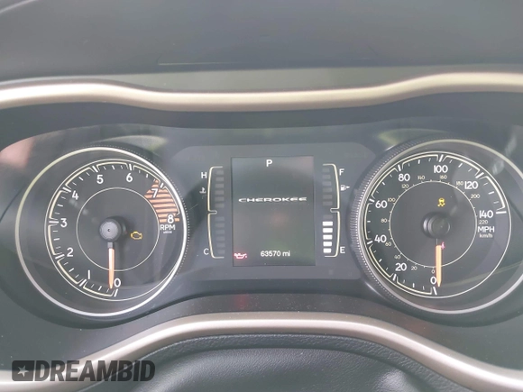 2018 Jeep Cherokee Latitude с VIN 1C4PJLCXXJD556624, выставлен на аукционе IAAI как лот 42464810 с пробегом 63 570 миль миль и . История ставок и продаж доступна на DreamBid. Изображение 15.