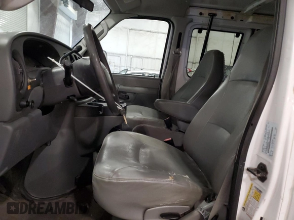 2008 Ford Econoline Cargo Commercial with VIN 1FTNS24W08DB59809, listed as a Copart auction lot 47029395 with 88,007 mi miles and Clean Title. Bid and sale history available at DreamBid. Image 7.