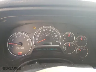 2005 GMC Envoy SLE with VIN 1GKDS13S752380792, listed as a Copart auction lot 49705355 with 195,302 mi miles and Salvage Title. Bid and sale history available at carsss.com. Image 9.