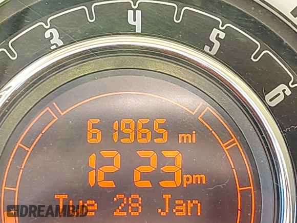 2014 FIAT 500 Pop with VIN 3C3CFFAR2ET205524, listed as a IAAI auction lot 41429598 with 61,965 mi miles. Bid and sale history available at carsss.com. Image 15.