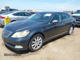 2007 Lexus LS 460 with VIN JTHBL46F275026095, listed as a IAAI auction lot 42168849 with 241,137 mi miles. Bid and sale history available at carsss.com. Image 2.