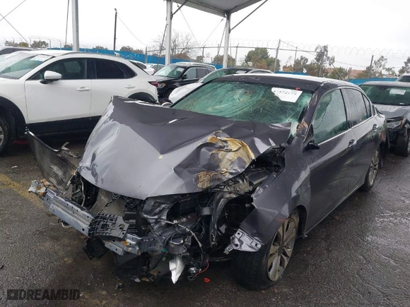 2015 Honda Accord Sedan LX with VIN 1HGCR2F32FA108639, listed as a IAAI auction lot 41572179 with 152,850 mi miles. Bid and sale history available at carsss.com. Image 2.