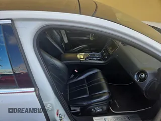 2013 Jaguar XJ с VIN SAJWJ1CD7D8V49599, выставлен на аукционе Copart как лот 82354574 с пробегом 133 163 миль миль и Чистый • Clean title. История ставок и продаж доступна на DreamBid. Изображение 5.
