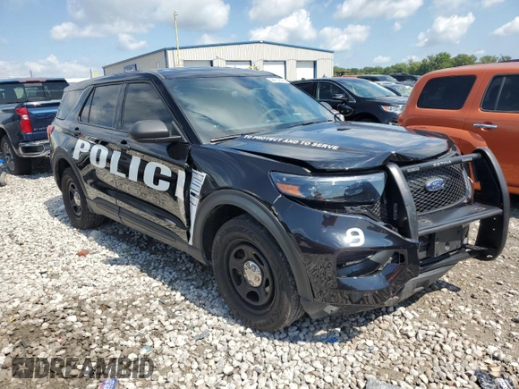 2022 Ford Police Interceptor Utility z VIN 1FM5K8AB4NGC24431, wystawiony jako Copart lot #66614844 z przebiegiem 27 336 mil mil oraz Szkoda całkowita • Salvage title. Historia ofert i sprzedaży dostępna na DreamBid. Obrazek 4.