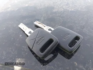 1998 Audi A4 с VIN WAUED68D8WA005001, выставлен на аукционе IAAI как лот 41833621 с пробегом 276 593 миль миль и . История ставок и продаж доступна на DreamBid. Изображение 11.