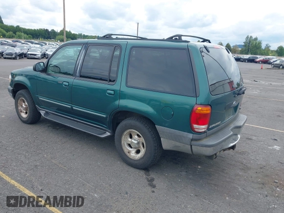 1999 Ford Explorer XLT with VIN 1FMZU34E1XZB72588, listed as a IAAI auction lot 42598441 with 233,717 mi miles and . Bid and sale history available at DreamBid. Image 3.