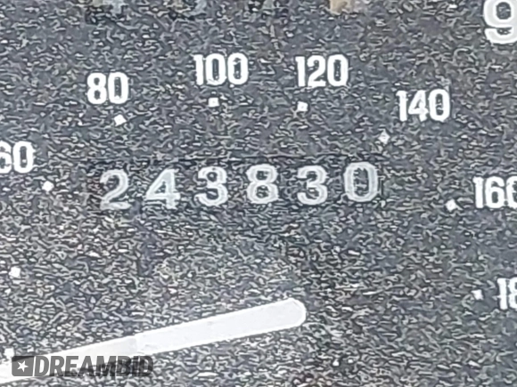 1998 Ford Explorer Sport with VIN 1FMYU22X2WUC74696, listed as a IAAI auction lot 41847158 with 243,830 mi miles and . Bid and sale history available at DreamBid. Image 15.