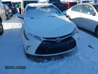 2017 Toyota Camry XLE z VIN 4T1BF1FK5HU743856, wystawiony jako IAAI lot #41297063 z przebiegiem 156 218 mil mil oraz . Historia ofert i sprzedaży dostępna na DreamBid. Obrazek 12.