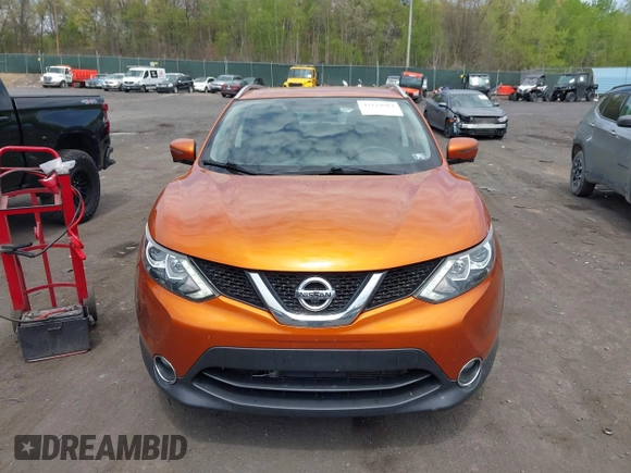 2017 Nissan Rogue SL with VIN JN1BJ1CR2HW103602, listed as a IAAI auction lot 42124914 with 59,780 mi miles and . Bid and sale history available at DreamBid. Image 12.