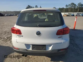2016 Volkswagen Tiguan SE with VIN WVGBV7AX8GW029781, listed as a Copart auction lot 50786455 with 156,097 mi miles and Clean Title. Bid and sale history available at DreamBid. Image 6.
