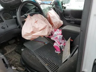 2005 Ford Ranger XLT with VIN 1FTZR45E25PA52088, listed as a Copart auction lot 46310315 with Not provided miles and Salvage title. Bid and sale history available at DreamBid. Image 7.