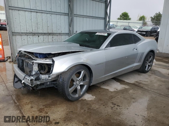 2012 Chevrolet Camaro 2LT z VIN 2G1FC1E39C9168510, wystawiony jako Copart lot #43344355 z przebiegiem 85 983 mil mil oraz Szkoda całkowita • Salvage title. Historia ofert i sprzedaży dostępna na DreamBid. Obrazek 1.