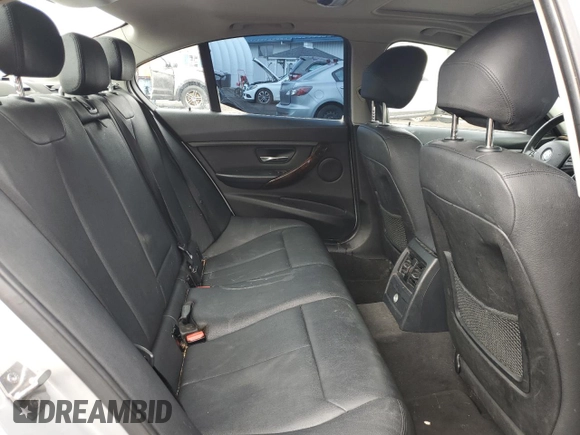 2013 BMW 3 Series 328i xDrive with VIN WBA3B5C58DF595384, listed as a Copart auction lot 49983605 with 162,438 mi miles and Salvage Title. Bid and sale history available at carsss.com. Image 10.