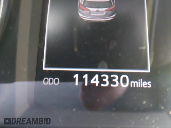 2018 Toyota RAV4 LE with VIN JTMZFREV3JJ161811, listed as a IAAI auction lot 40131640 with 114,330 mi miles. Bid and sale history available at carsss.com. Image 15.