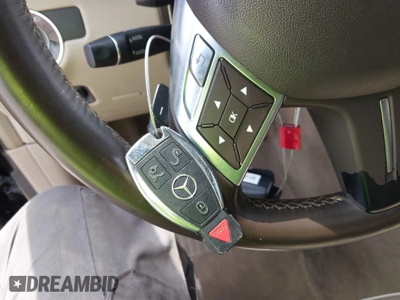 2014 Mercedes-Benz M ML 550 with VIN 4JGDA7DBXEA291980, listed as a IAAI auction lot 42161942 with 121,341 mi miles. Bid and sale history available at carsss.com. Image 11.