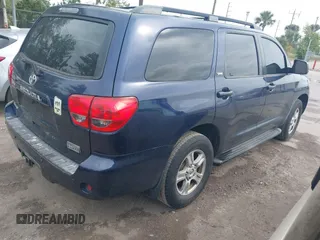 2008 Toyota Sequoia SR5 with VIN 5TDBY64A38S004334, listed as a IAAI auction lot 41710534 with 278,748 mi miles. Bid and sale history available at carsss.com. Image 4.