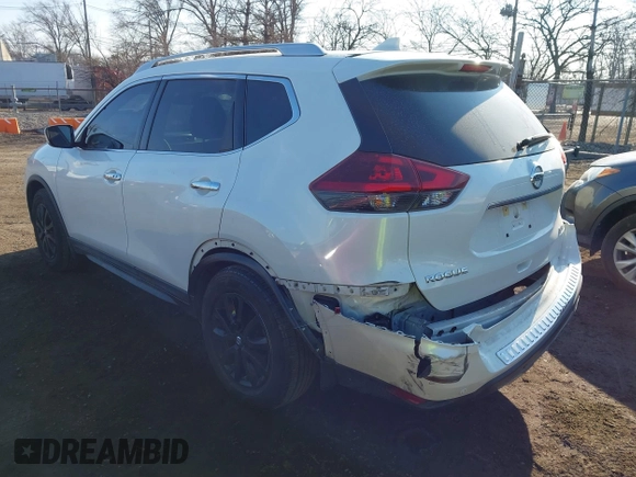 2019 Nissan Rogue SV with VIN KNMAT2MV0KP551083, listed as a IAAI auction lot 41364279 with 38,405 mi miles. Bid and sale history available at carsss.com. Image 3.