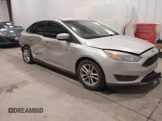 2015 Ford Focus SE with VIN 1FADP3F25FL202952, listed as a IAAI auction lot 41261545 with 167,817 mi miles. Bid and sale history available at carsss.com. Image 1.