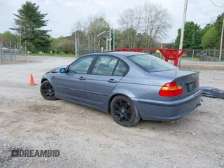 2003 BMW 3 Series 325xi with VIN WBAEU33433PH90464, listed as a IAAI auction lot 41994953 with 220,522 mi miles and . Bid and sale history available at DreamBid. Image 3.