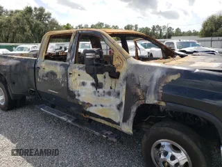 2021 Chevrolet Silverado 3500HD LT with VIN 1GC4YTEY0MF291337, listed as a Copart auction lot 73113434 with 0 mi miles and Non Repairable. Bid and sale history available at carsss.com. Image 9.